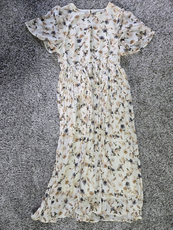 Hayden Dresses & Skirts - Hayden Cream Floral Midi Dress with Brown & Gray Accents
